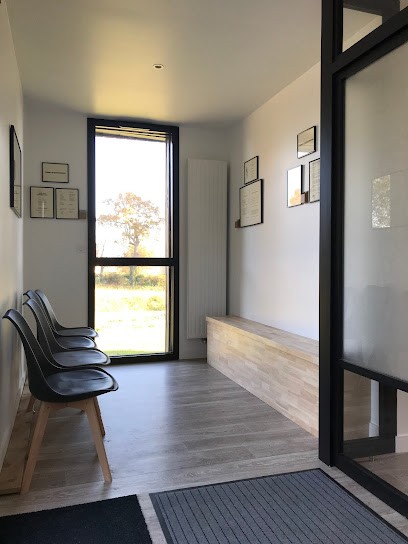 Camille MOUROCQ Ostéopathe D.O., Ostéopathe au Minihic-sur-Rance