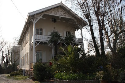 Cabinet D'ostéopathie Julien RIVES, Ostéopathe à Marseille 11