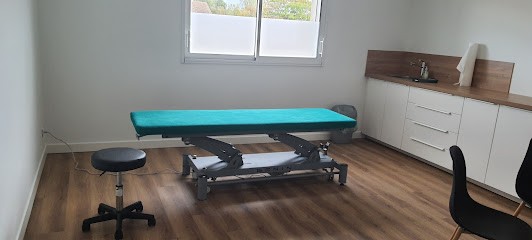 Ninon Souquet, Ostéopathe à Seyches