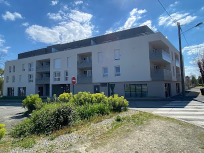 Laura Albrecht Ostéopathe DOF, Ostéopathe à Mordelles