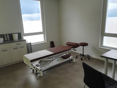 Cabinet D'ostéopathie SCHNEIDER Thibault MASSIN Carole, Ostéopathe à Laneuveville-devant-Nancy