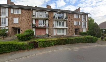 Charlotte Brochon Ostéopathe D.O, Ostéopathe au Mesnil-Saint-Denis