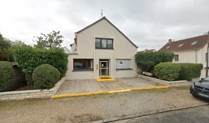 Ostéopathe 95290 : Marie-France LOCHE-JUPIN, Ostéopathe à L'Isle-Adam