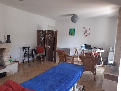 Saint Macary Muriel, Ostéopathe aux Vans