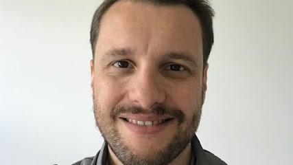 Jean POURSINES - Ostéopathe, Ostéopathe à Saïx