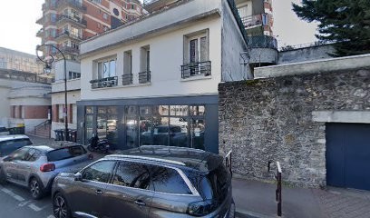 Joséphine Van Tichelen - Ostéopathe à Saint Cloud, Ostéopathe à Saint-Cloud