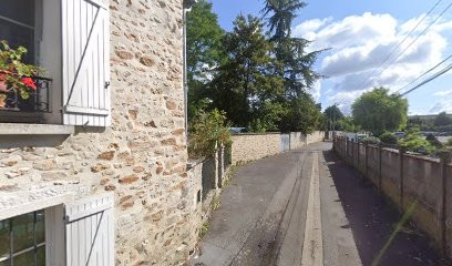 Jason Garret-Vaz, Ostéopathe à Château-Thierry