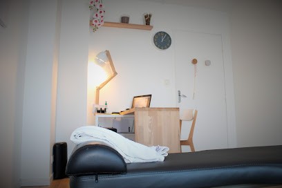 Saldana Alan Ostéopathe D O Kinesithérapeute D E, Ostéopathe à Saint-Armel