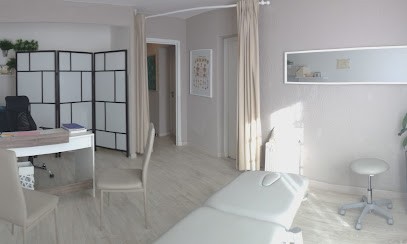 Cabinet D'Ostéopathie Mlle Julie Brunner, Ostéopathe aux Adrets-de-l'Estérel