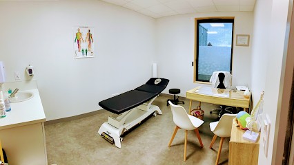 Chabbert Julie - Ostéopathe D.O, Ostéopathe à Villeneuve