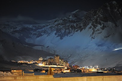 OSTÉOTIGNES By 𝗣𝗢𝗟𝗘 𝗦𝗔𝗡𝗧𝗘 𝗙𝗥𝗔𝗡𝗖𝗘 Yule Val D’Isère - Ostéopathe D.O. (HANS P., DJAFER A., PÉDURANT O.), Ostéopathe à Tignes