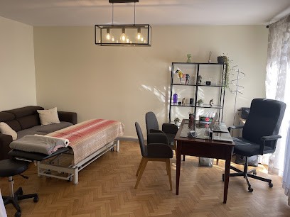 Rachelle LLAJA Ostéopathe D.0, Ostéopathe à Sucy-en-Brie