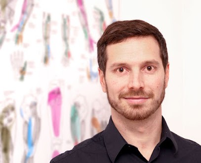 Stéfan Relland Ostéopathe, Ostéopathe à Chevilly-Larue