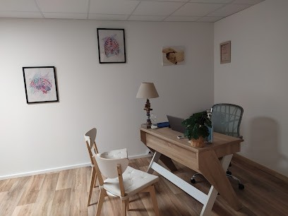 Elsa Rocchetti-Visticot ostéopathe Poussan, Ostéopathe à Poussan