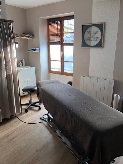 Pion-Saquet Caroline OSTEOPATHE D.O, Ostéopathe à Mantes-la-Ville