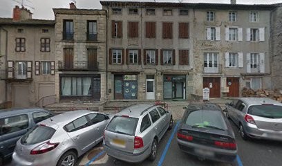 Alexia Faustin, Ostéopathe à Saint-Julien-Chapteuil