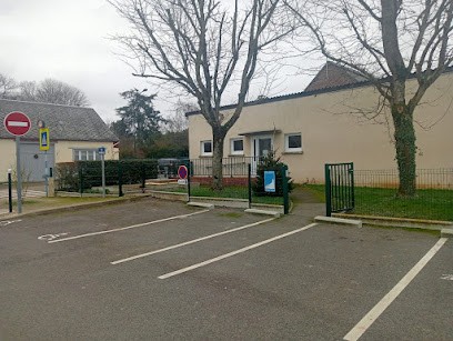 Tristan MULOT Ostéopathe, Ostéopathe à Noyers-Saint-Martin