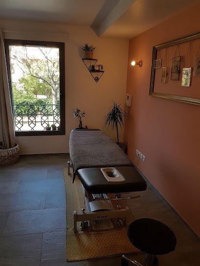 Vicky Monteiro OSTÉOPATHE D.O, Ostéopathe à Sanary-sur-Mer