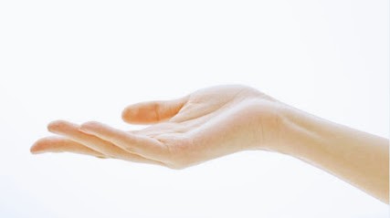 Anne-Sophie ZINETTI, Ostéopathe aux Pavillons-sous-Bois