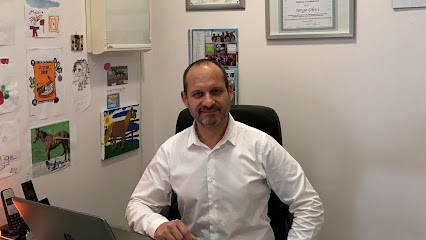 Olivi Serge, Ostéopathe à Châteaurenard