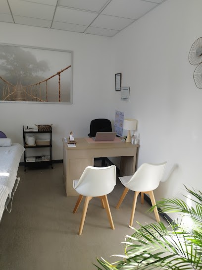 OSTEOPATHE - Tracy ALCENA CHARMASSON, Ostéopathe à Garéoult