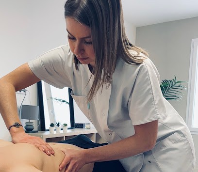 Solenne REYNAUD, Ostéopathe à Saint-Genest-Lerpt