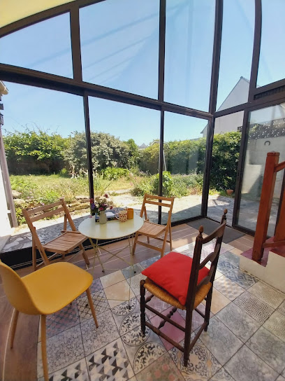 Alexa Châtelet-Vannier, Ostéopathe D.o. | Le Patio, Auray, Ostéopathe à Auray