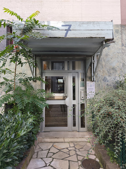 Qumran Djezzar Ostéopathe à Paris 12