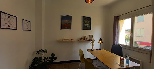 Clémentine Valverde ostéopathe D.O, Ostéopathe au Beausset