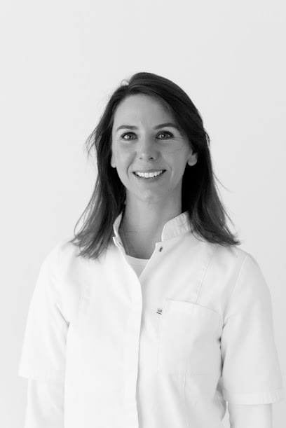 Alexia LEMAHIEU-Ostéopathe Humain, Équin Et Canin, Ostéopathe à Jouars-Pontchartrain