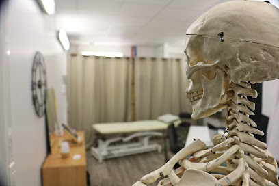 Mathieu Raymond Ostéopathe, Ostéopathe à Maurepas