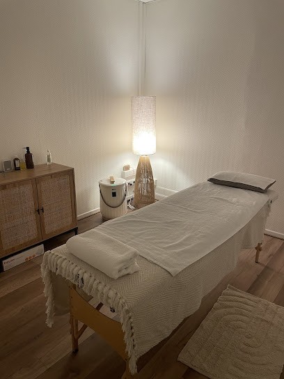 Nina Aguilar Ostéopathe DO, Ostéopathe à Saint-Gaudens