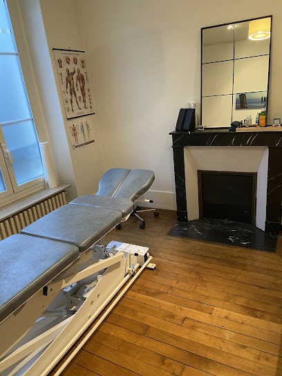 Noemie PANGAUD Ostéopathe Corbeil, Ostéopathe à Corbeil-Essonnes