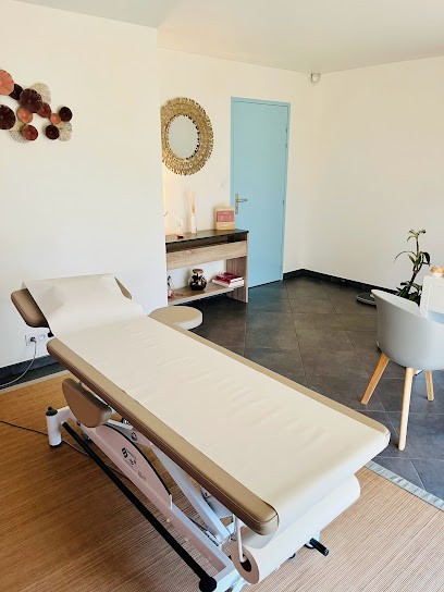 Camille CHAZAL Ostéopathe, Ostéopathe à Ozan