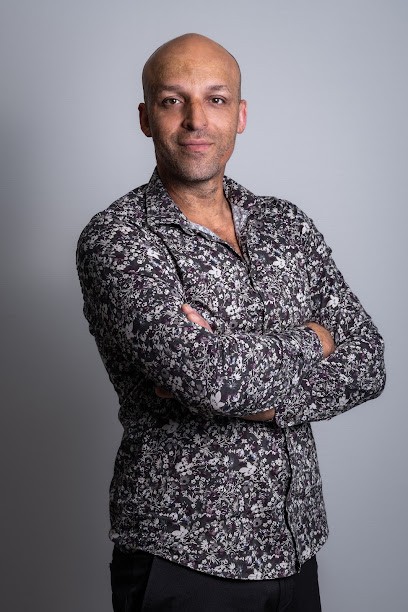 Boina Mzé, Ostéopathe à Meximieux