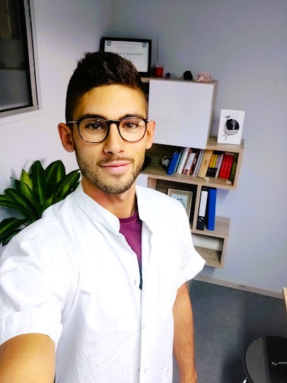 Florian Plisson Ostéopathe, Ostéopathe à Chazay-d'Azergues