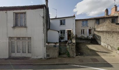 Esteban Joël, Ostéopathe à Nueil-les-Aubiers