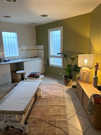 Anissa CHTITAH OSTÉOPATHE, Ostéopathe à Vergèze