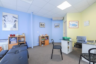 Édouard Hosquet, Ostéopathe à Provins