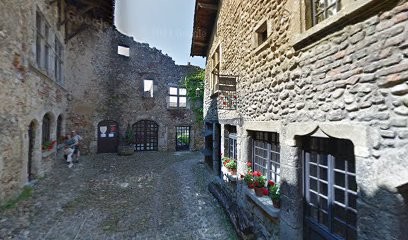 Bagot Yorick, Ostéopathe à Pérouges