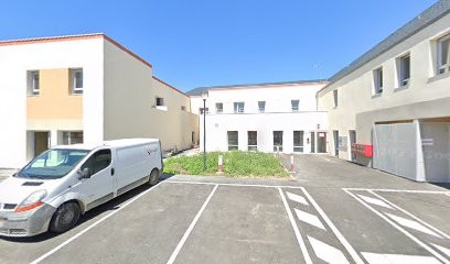 Julie DESIRE GRELLAUD, Ostéopathe à Châteauroux