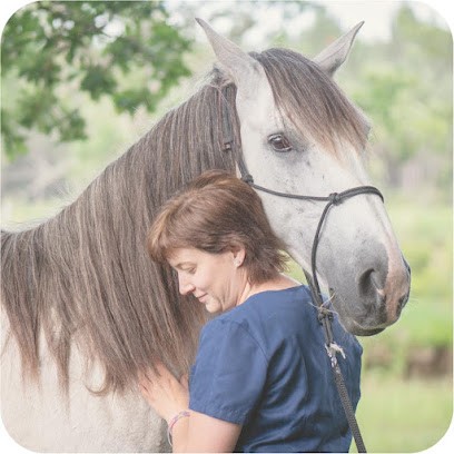 Marie GOODWIN - Ostéopathe Animalier RNA OA970, Ostéopathe à Saint-Savin