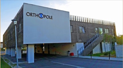 Elsa Labazuy, Ostéopathe à Bruges