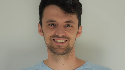 Simon Chrétien Ostéopathe D.O, Ostéopathe à Langueux