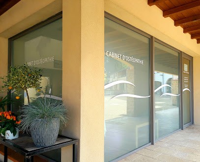 Emma Reyssent, Ostéopathe à Saint-Pierre-du-Mont