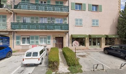 Anastasia Lefebvre, Ostéopathe à Saint-Tropez