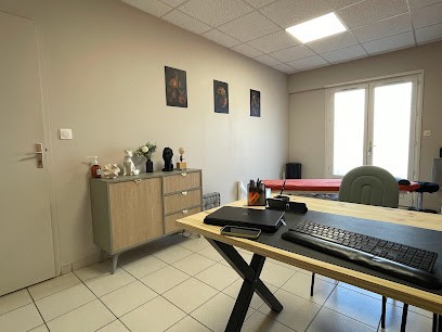 Maxime GIRAUD, Amandine COURT, Bastien RUEM Et Carole VIRGA, Ostéopathes, Ostéopathe à Montrond-les-Bains