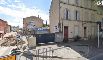 Florian Mode Ostéopathe, Ostéopathe à Pertuis