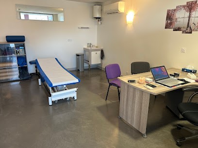 Lucile Nier Ostéopathe, Ostéopathe à Saint-Alban-de-Montbel