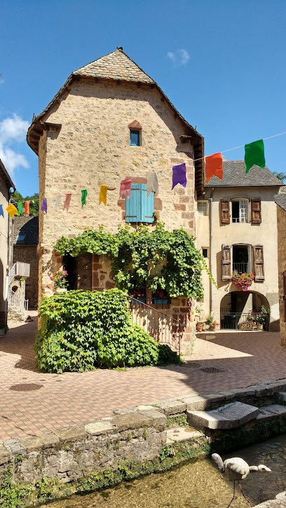 Claire Ballester & Maeva Jonard, Ostéopathe à La Canourgue